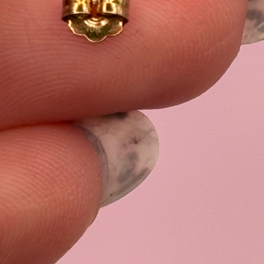 Beautiful 10K Gold Genuine Sapphire and Diamond Chip Teardrop Stud Earrings - Picture 8 of 11
